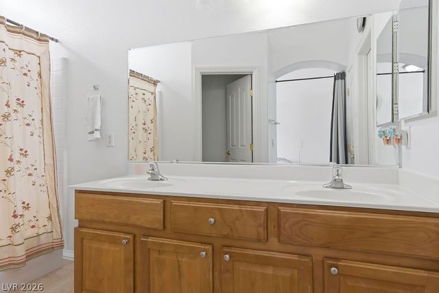 5551 Box Cars Court 103, Las Vegas, NV 89122