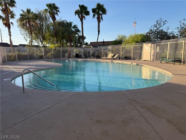5551 Box Cars Court 103, Las Vegas, NV 89122