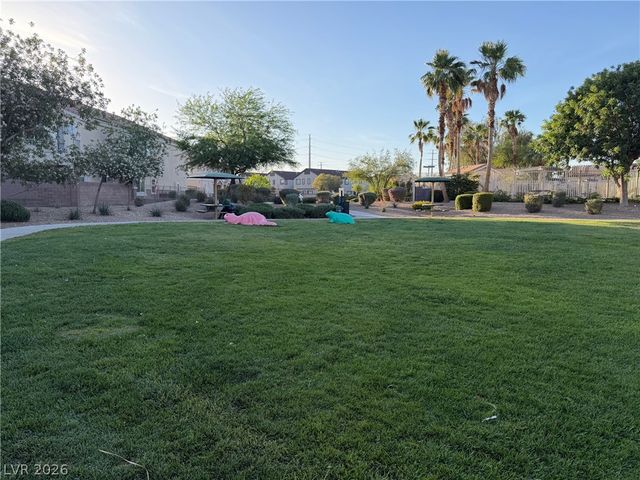 5551 Box Cars Court 103, Las Vegas, NV 89122