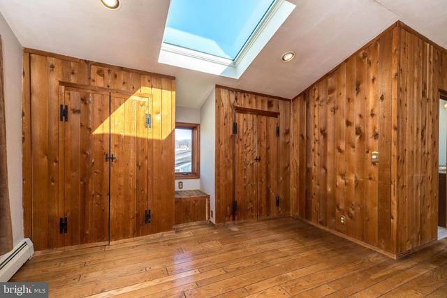 43 THIMBLEBERRY LN, Levittown, PA 19054