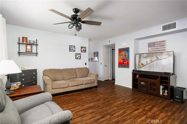 42918 Pearlwood Drive, Lancaster, CA 93536