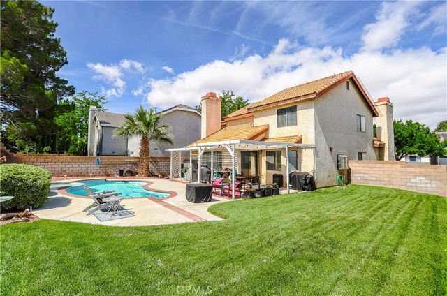 42918 Pearlwood Drive, Lancaster, CA 93536