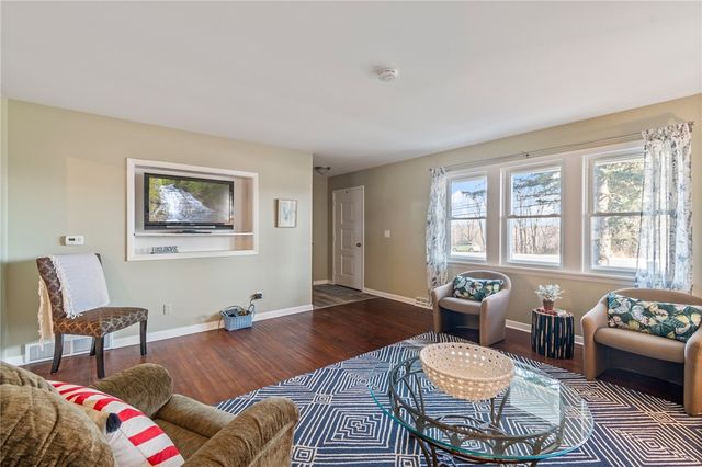 2698 State Route 21, Canandaigua Town, NY 14424