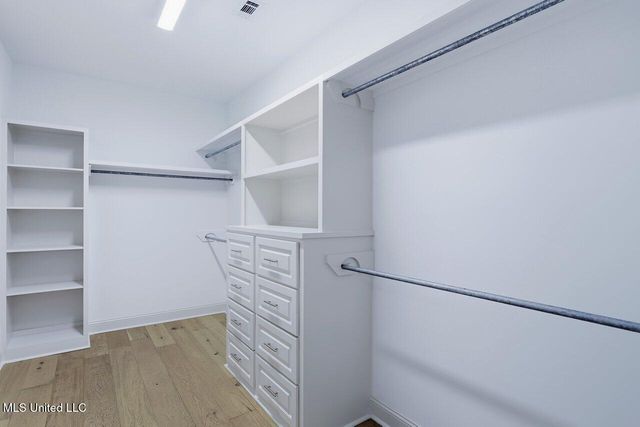 180 Catherine Boulevard, Clinton, MS 39056