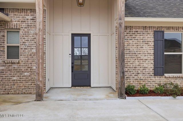 180 Catherine Boulevard, Clinton, MS 39056