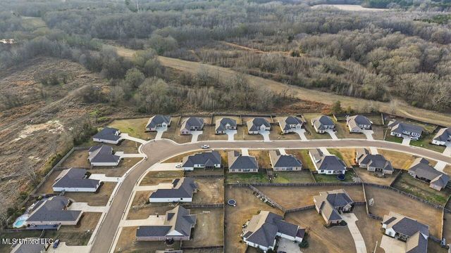 180 Catherine Boulevard, Clinton, MS 39056