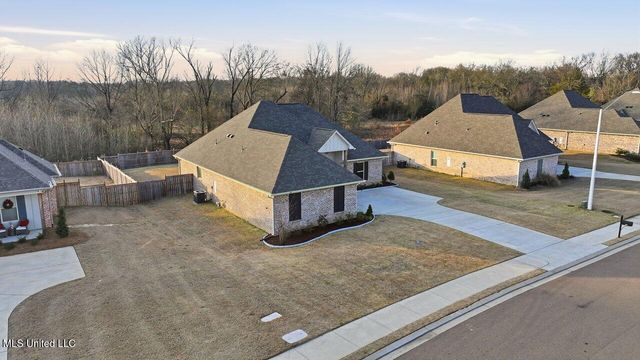 180 Catherine Boulevard, Clinton, MS 39056