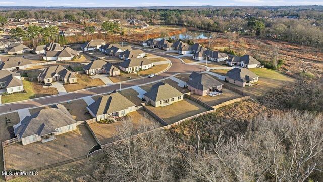 180 Catherine Boulevard, Clinton, MS 39056