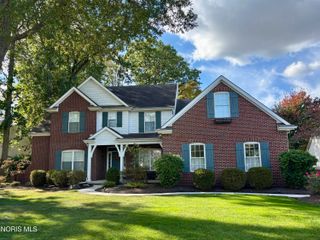 3120 Lexington Glen Boulevard, Monclova, OH 43542