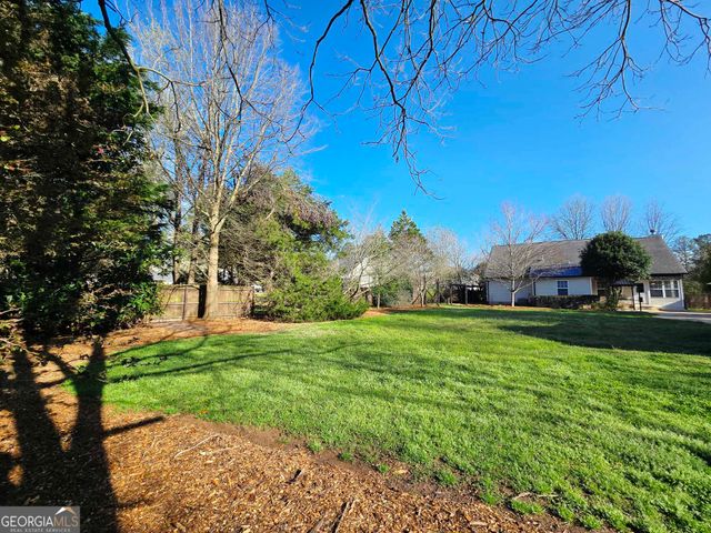 130 Shannons Place, Comer, GA 30629
