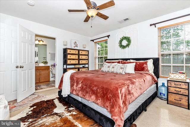 79 TIDEWATER TER, Falling Waters, WV 25419