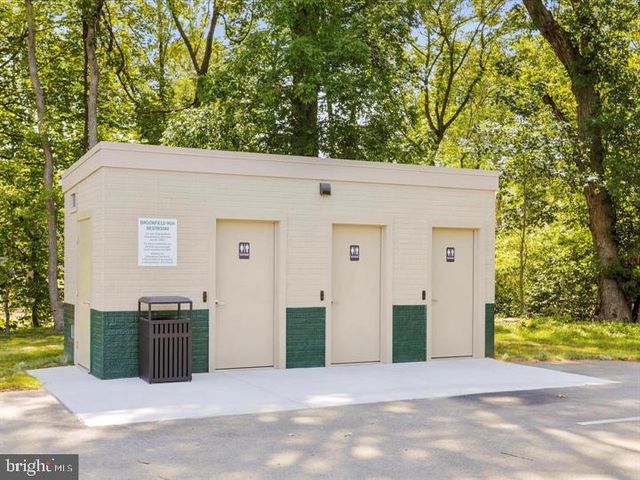 79 TIDEWATER TER, Falling Waters, WV 25419