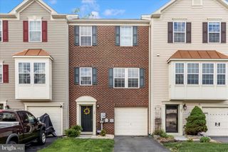79 TIDEWATER TER, Falling Waters, WV 25419