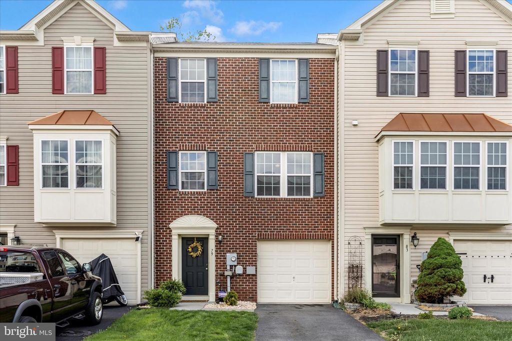 79 TIDEWATER TER, Falling Waters, WV 25419