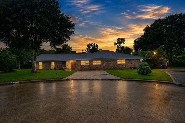 12614 C Bar Drive, Santa Fe, TX 77510