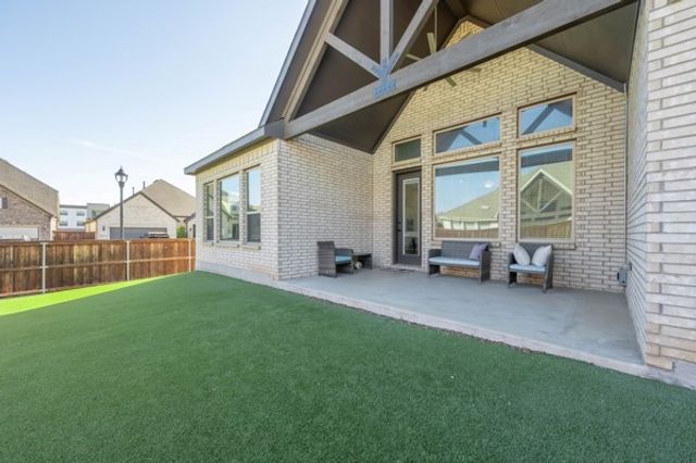 1700 Hamlet Drive, Fort Worth, TX 76052