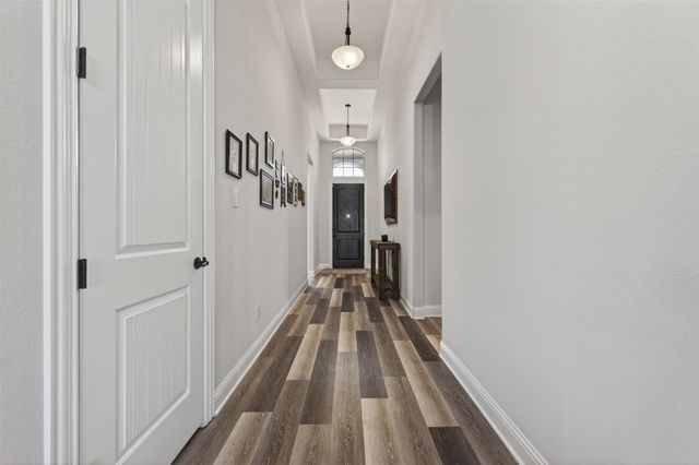 1700 Hamlet Drive, Fort Worth, TX 76052