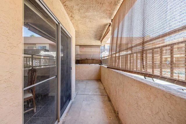 400 N Sunrise Way 136, Palm Springs, CA 92262