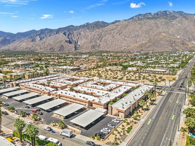 400 N Sunrise Way 136, Palm Springs, CA 92262