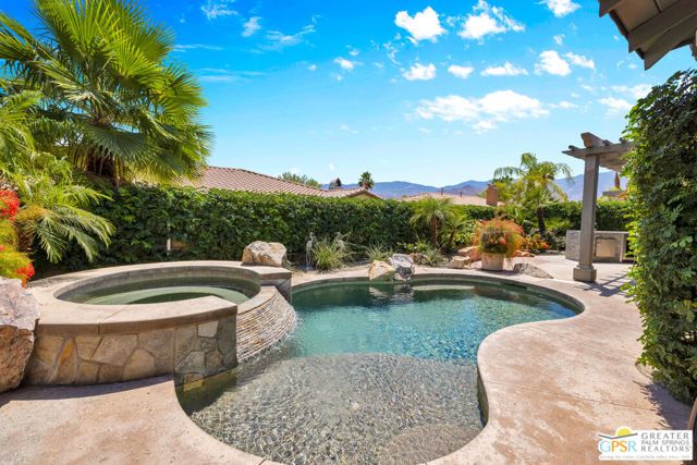1 Lake Tahoe Drive, Rancho Mirage, CA 92270