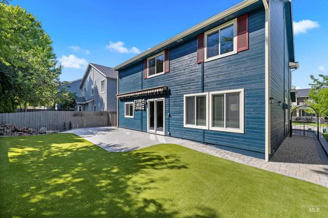 5036 E Fescue Dr, Boise, ID 83716