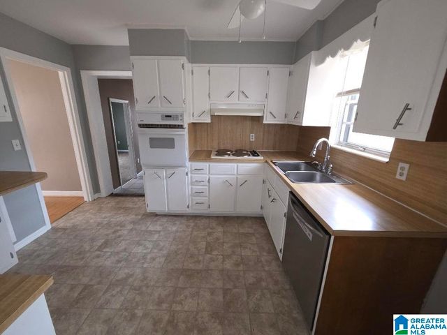 620 CAMBRIDGE ROAD, Hueytown, AL 35023