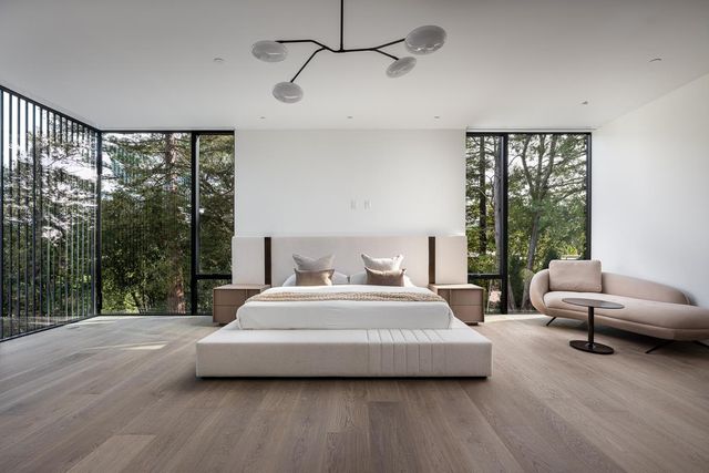 100 New Place Road, Hillsborough, CA 94010