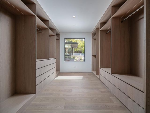 100 New Place Road, Hillsborough, CA 94010