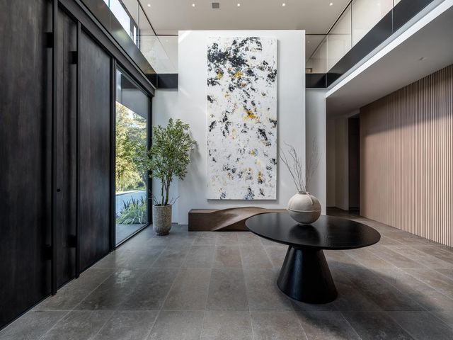 100 New Place Road, Hillsborough, CA 94010