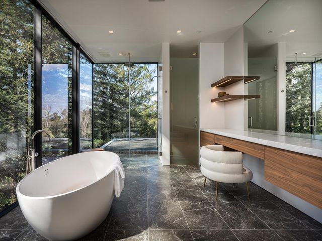 100 New Place Road, Hillsborough, CA 94010