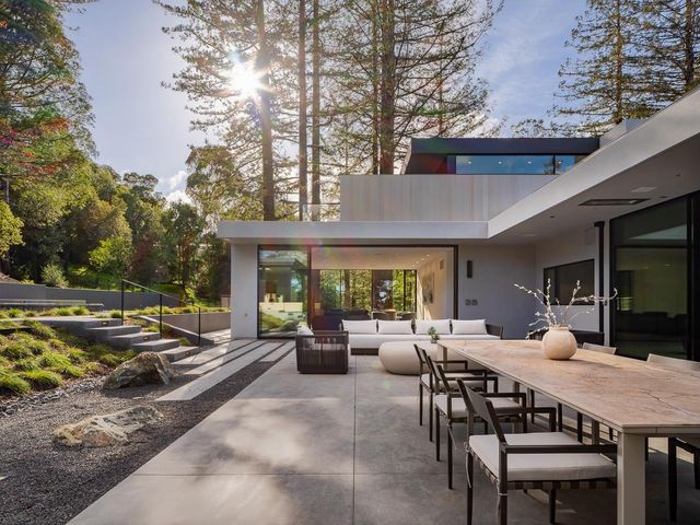 100 New Place Road, Hillsborough, CA 94010