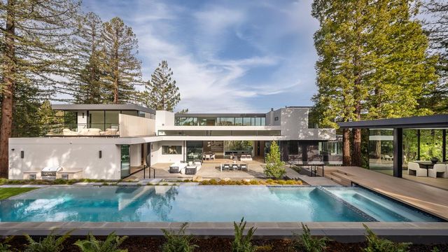 100 New Place Road, Hillsborough, CA 94010