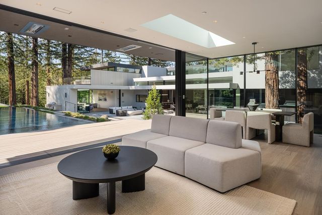 100 New Place Road, Hillsborough, CA 94010