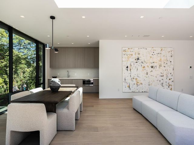 100 New Place Road, Hillsborough, CA 94010