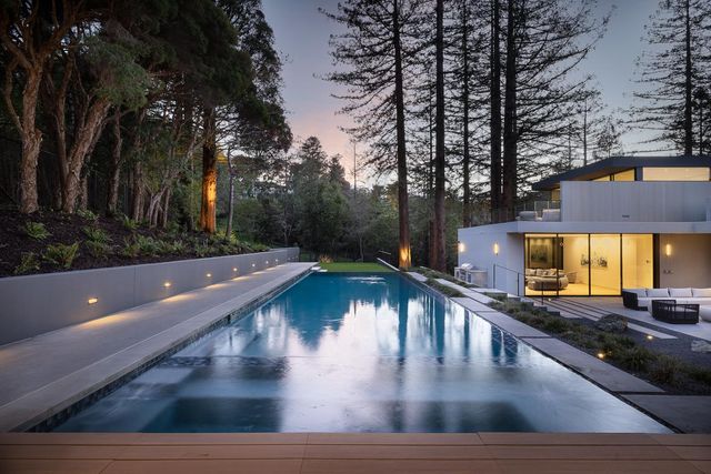 100 New Place Road, Hillsborough, CA 94010