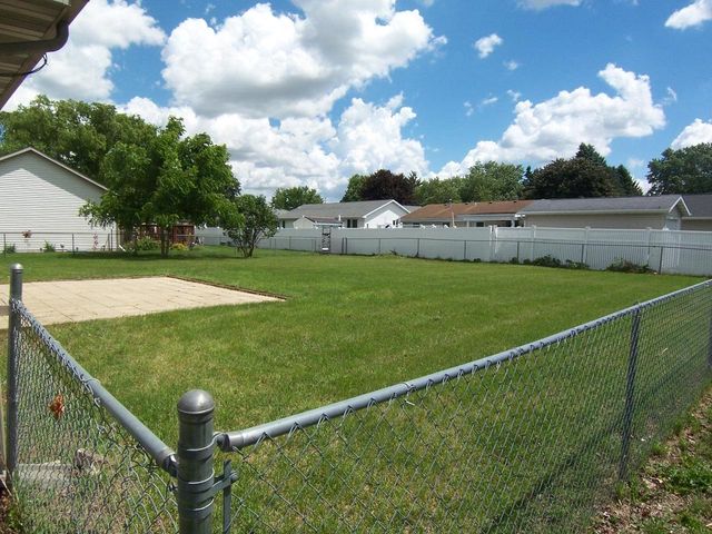 2715 N Robinson Dr. Drive, Beloit, WI 53511