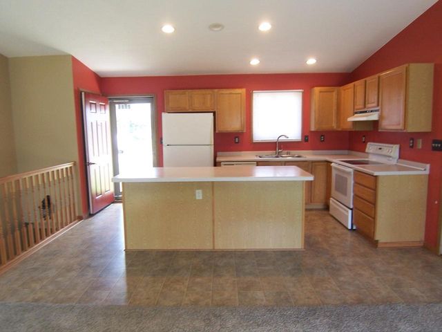2715 N Robinson Dr. Drive, Beloit, WI 53511