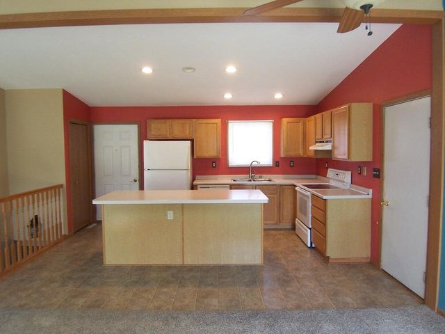 2715 N Robinson Dr. Drive, Beloit, WI 53511