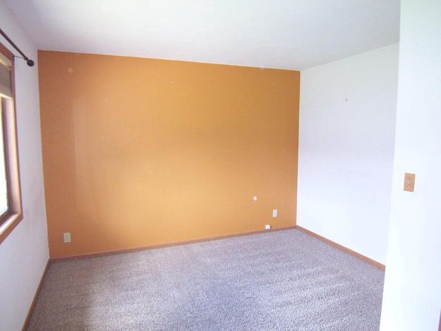 2715 N Robinson Dr. Drive, Beloit, WI 53511