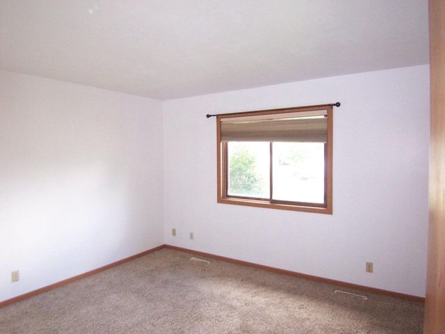 2715 N Robinson Dr. Drive, Beloit, WI 53511