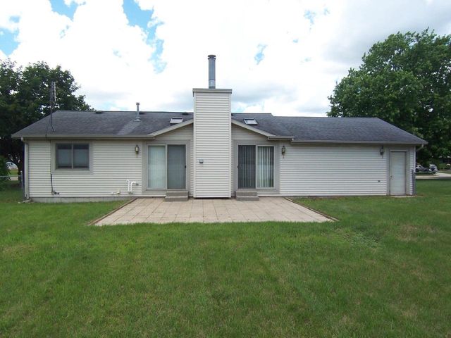 2715 N Robinson Dr. Drive, Beloit, WI 53511