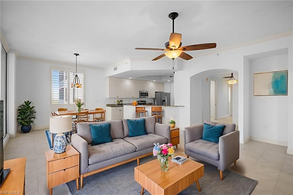 2090 W First ST F2806, FORT MYERS, FL 33901 — exterior