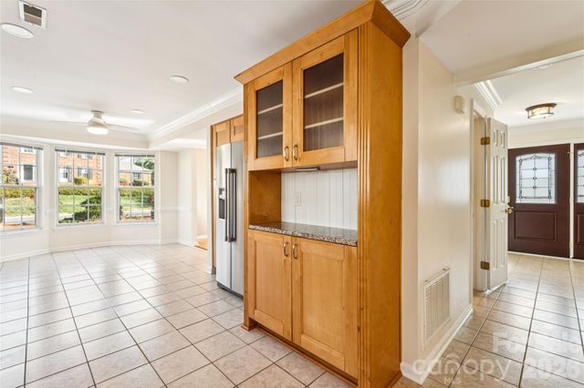 9800 Beaver Hollow Court, Charlotte, NC 28269