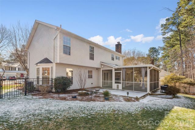 9800 Beaver Hollow Court, Charlotte, NC 28269