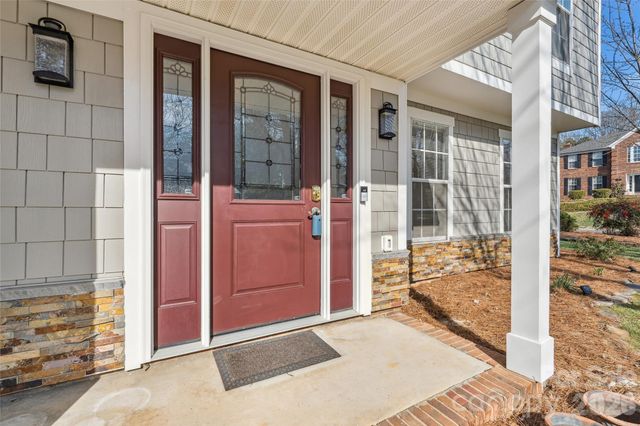 9800 Beaver Hollow Court, Charlotte, NC 28269