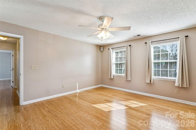 9800 Beaver Hollow Court, Charlotte, NC 28269