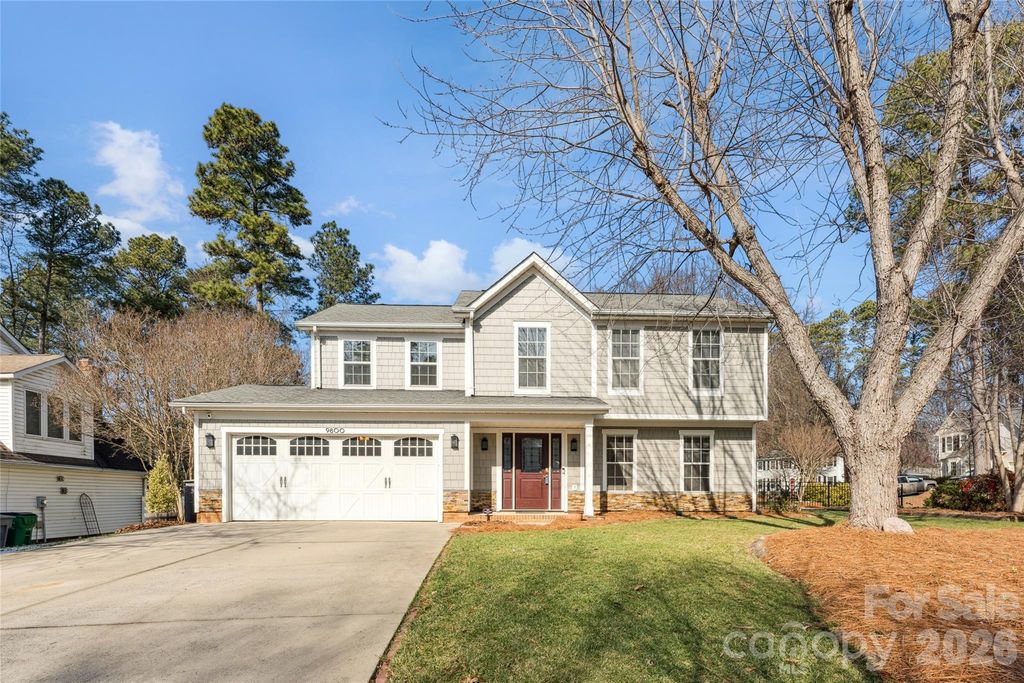 9800 Beaver Hollow Court, Charlotte, NC 28269