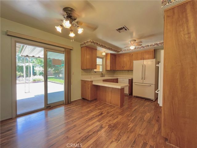 3014 N Alameda, San Bernardino, CA 92404