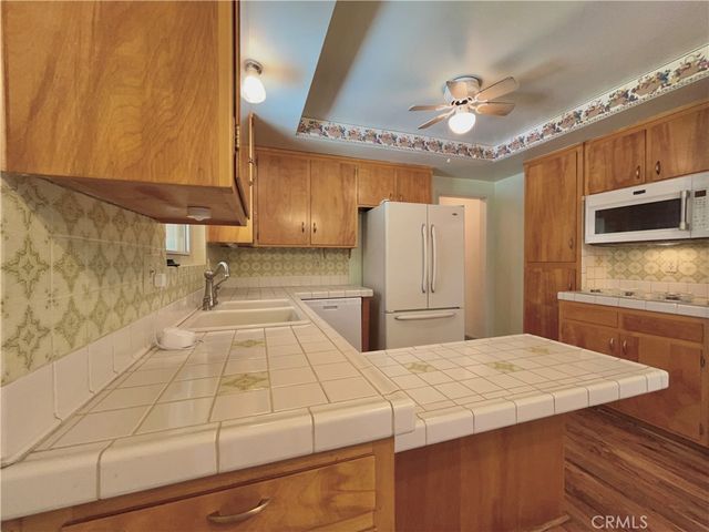 3014 N Alameda, San Bernardino, CA 92404