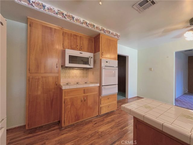 3014 N Alameda, San Bernardino, CA 92404